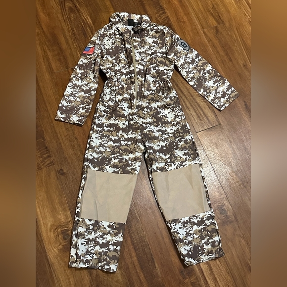 Kids costumes small - Picture 4 of 4